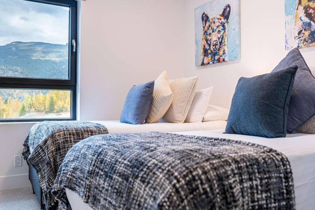 Bluebird Daze By Revelstoke Vacations Exterior foto