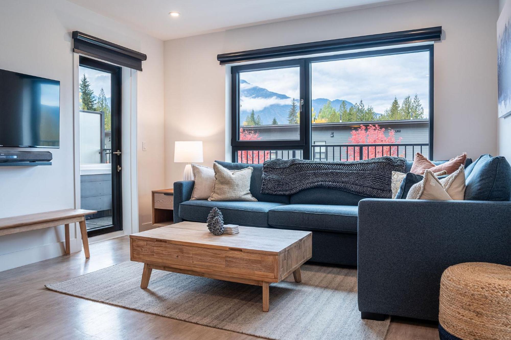 Bluebird Daze By Revelstoke Vacations Exterior foto
