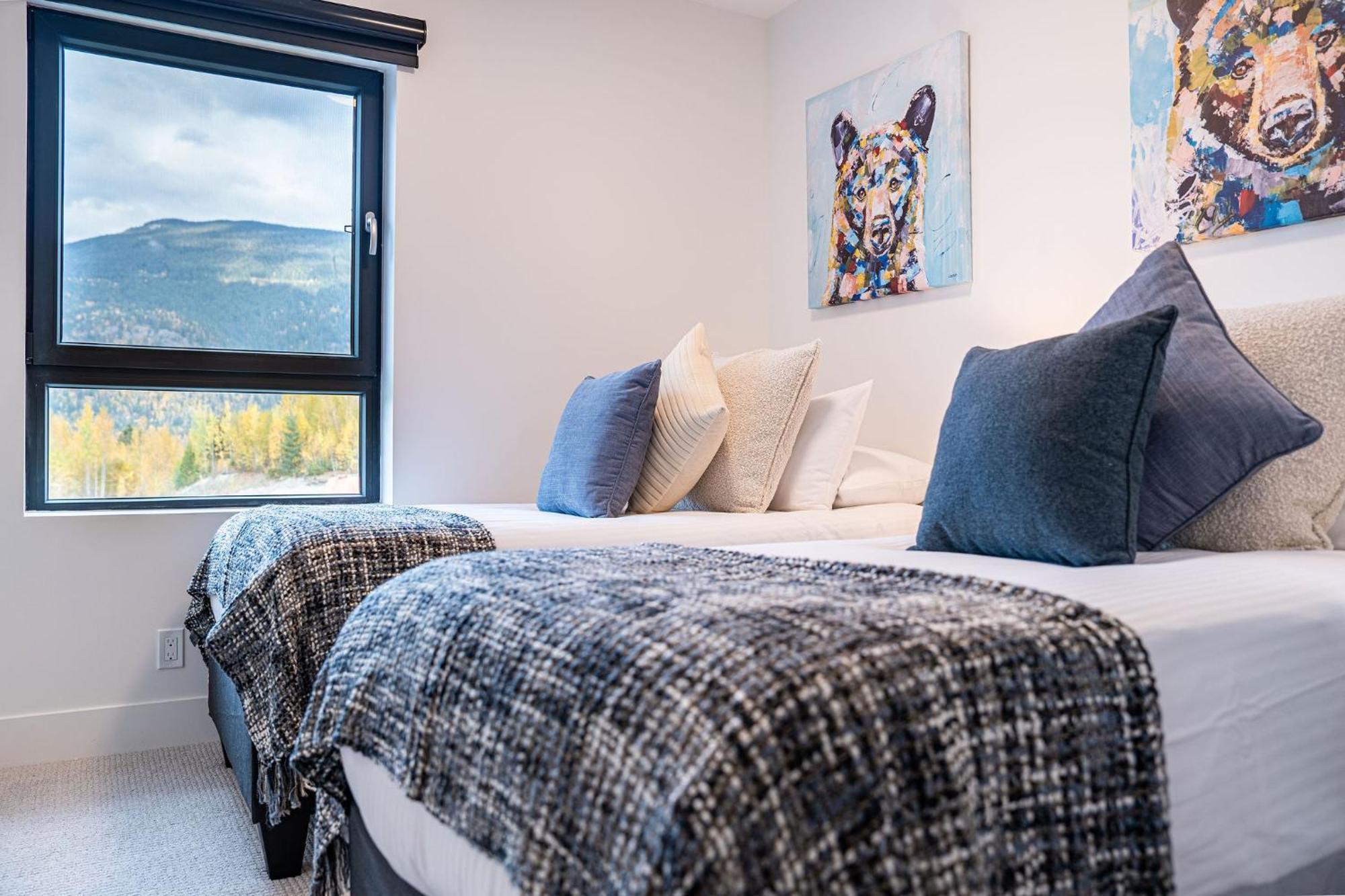 Bluebird Daze By Revelstoke Vacations Exterior foto